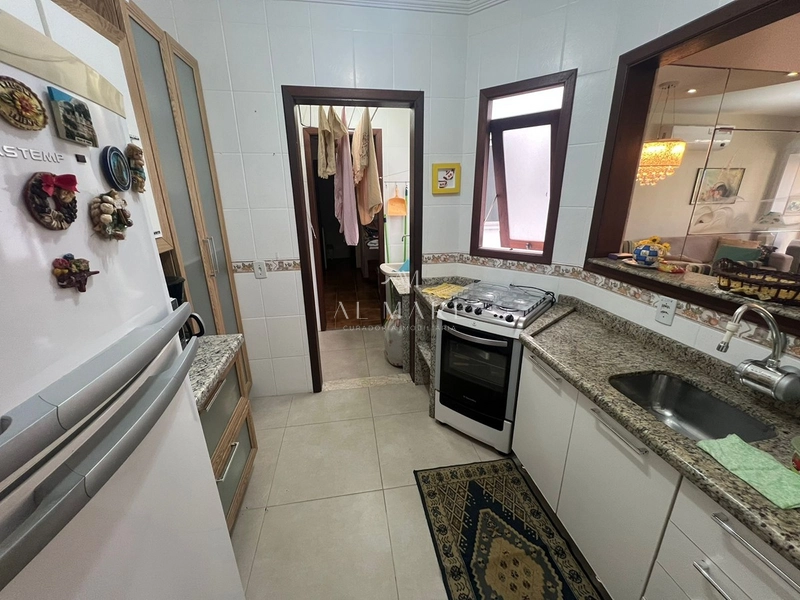 apartamento dois dormitórios sendo um suíte e dependência de empregada com box : 14ª foto da galeria de imagens do imóvel