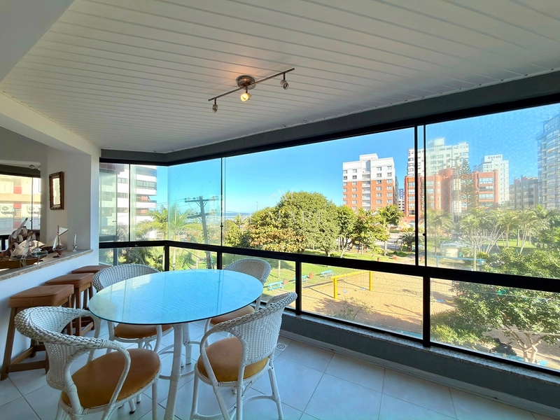 APARTAMENTO VISTA MAR E VISTA PRAÇA DO FAROL: 8ª foto da galeria de imagens do imóvel