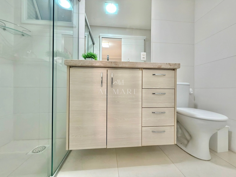 APARTAMENTO COM AMPLA ÁREA PRIVATIVA,PRONTO PARA USO: 3ª foto da galeria de imagens do imóvel