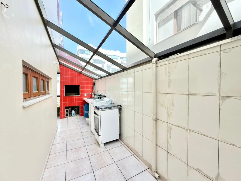 Amplo apartamento frente a avenida: 9ª foto da galeria de imagens do imóvel