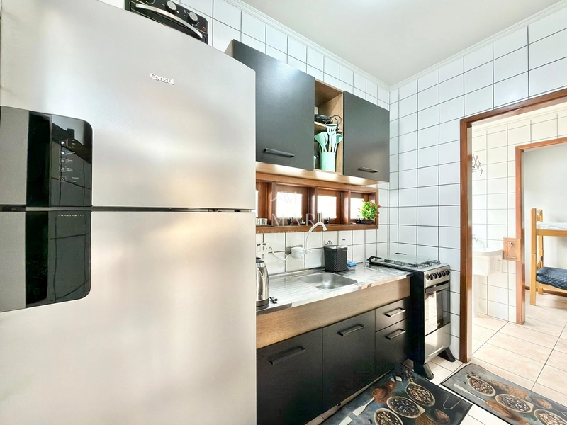 Amplo apartamento frente a avenida: 4ª foto da galeria de imagens do imóvel