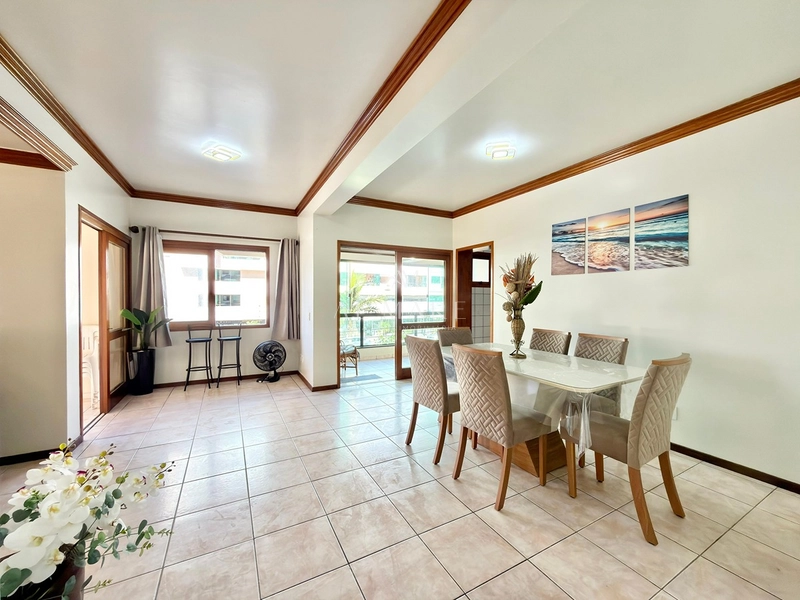 Amplo apartamento frente a avenida: 15ª foto da galeria de imagens do imóvel