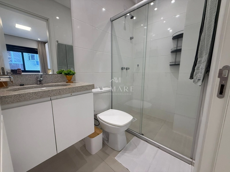 Apartamento três dormitorios sendo uma suíte mobiliado e decorado com vaga de garagem : 4ª foto da galeria de imagens do imóvel