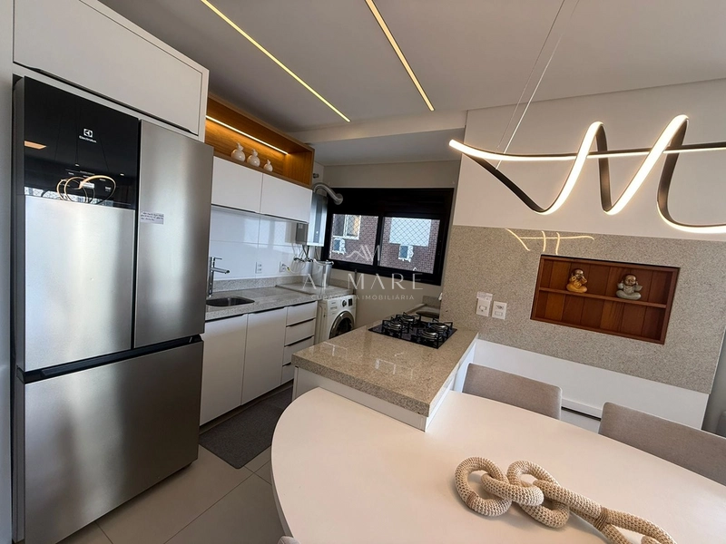 Apartamento três dormitorios sendo uma suíte mobiliado e decorado com vaga de garagem : 9ª foto da galeria de imagens do imóvel