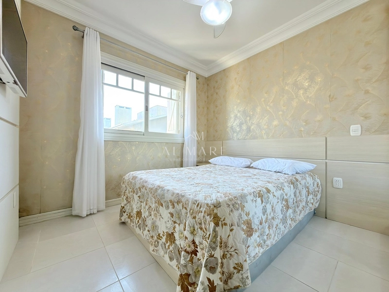 Sobrado pé na areia a venda: 6ª foto da galeria de imagens do imóvel