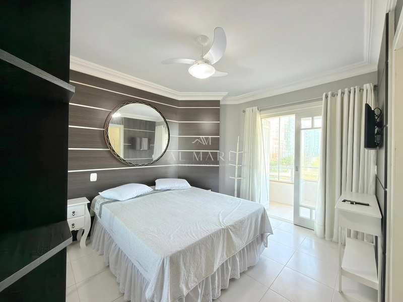 Sobrado pé na areia a venda: 21ª foto da galeria de imagens do imóvel