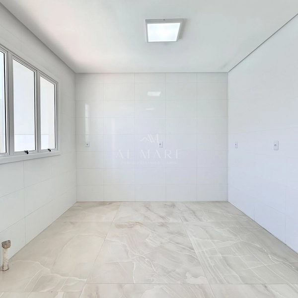 Casa a venda : 3ª foto da galeria de imagens do imóvel