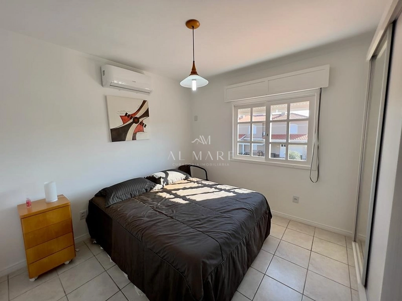 Casa Sobrado com três dormitórios mobiliada : 17ª foto da galeria de imagens do imóvel