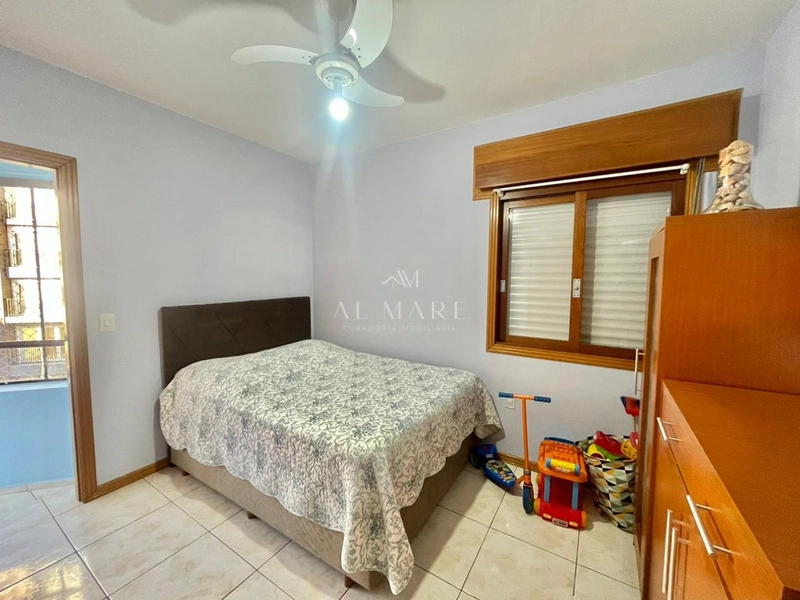 Apartamento de dois dormitórios com sacada de frente vaga de garagem e infra no prédio: 2ª foto da galeria de imagens do imóvel
