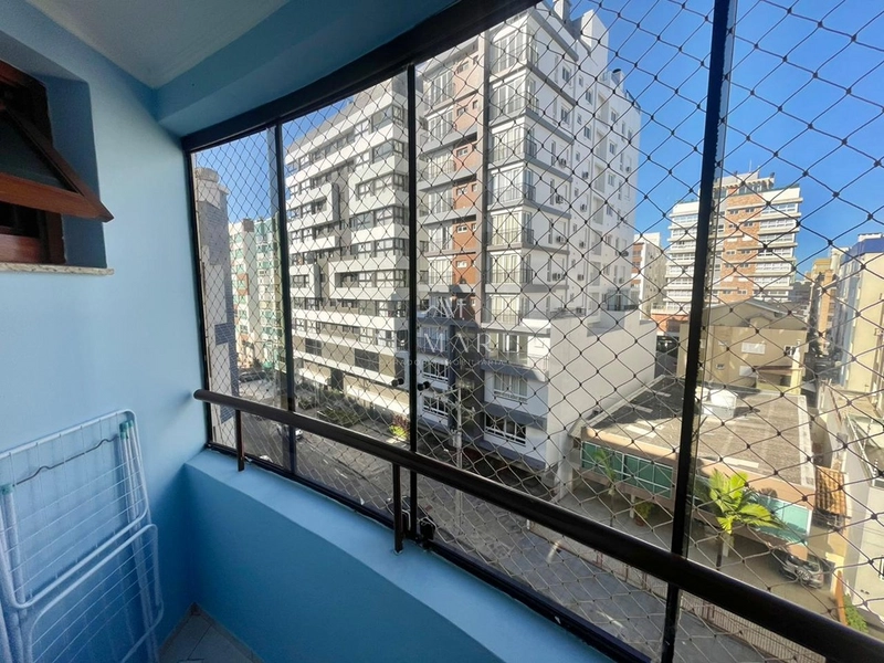 Apartamento de dois dormitórios com sacada de frente vaga de garagem e infra no prédio: 5ª foto da galeria de imagens do imóvel