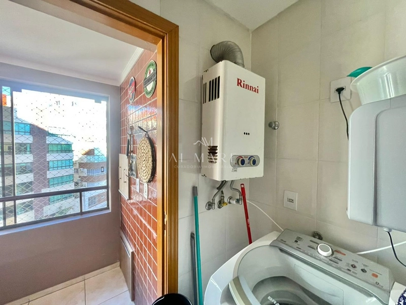 Apartamento de dois dormitórios com sacada de frente vaga de garagem e infra no prédio: 7ª foto da galeria de imagens do imóvel