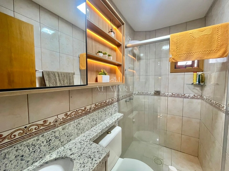 Apartamento de dois dormitórios com sacada de frente vaga de garagem e infra no prédio: 6ª foto da galeria de imagens do imóvel