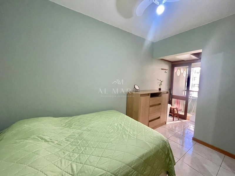 Apartamento de dois dormitórios com sacada de frente vaga de garagem e infra no prédio: 8ª foto da galeria de imagens do imóvel