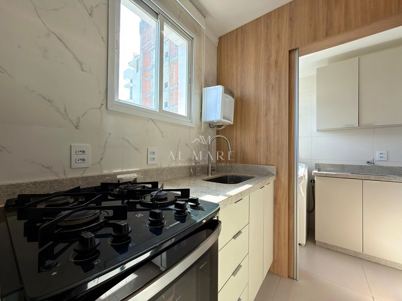 Apartamento junto a praça: 15ª foto da galeria de imagens do imóvel