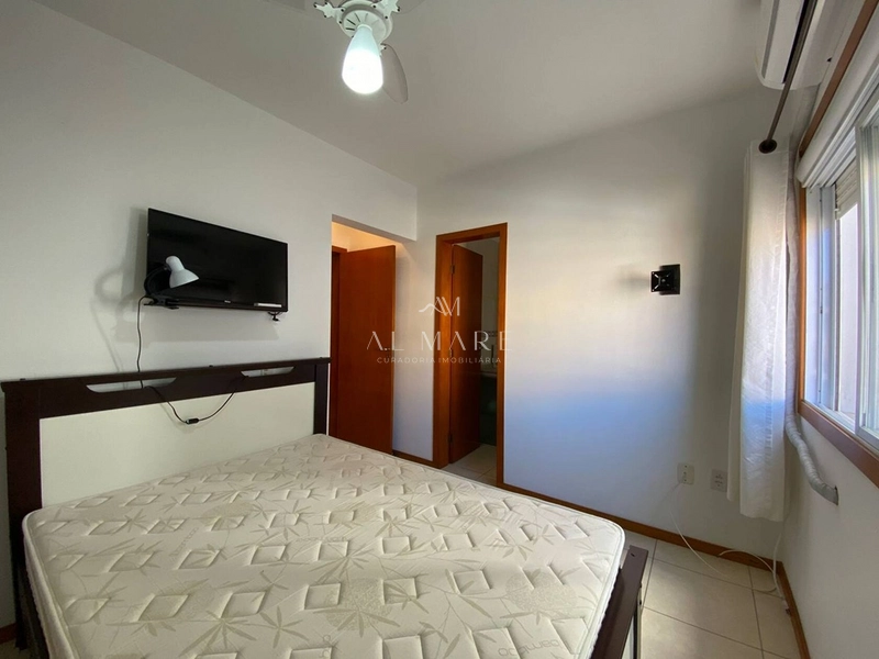 apartamento dois dormitórios com vaga de garagem apenas duas quadras do centro : 14ª foto da galeria de imagens do imóvel