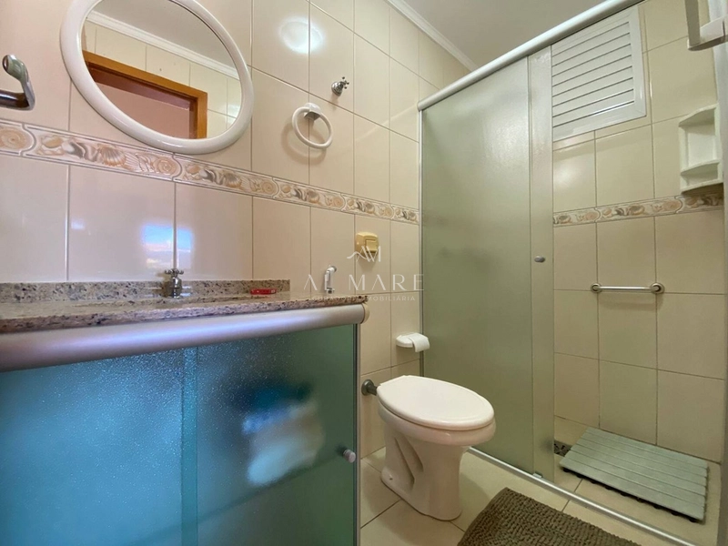 apartamento dois dormitórios com vaga de garagem apenas duas quadras do centro : 6ª foto da galeria de imagens do imóvel