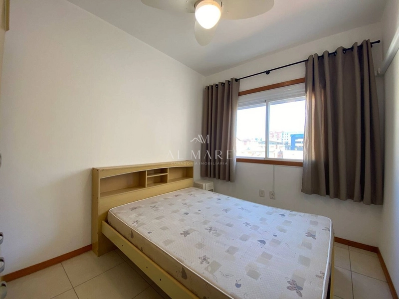 apartamento dois dormitórios com vaga de garagem apenas duas quadras do centro : 4ª foto da galeria de imagens do imóvel