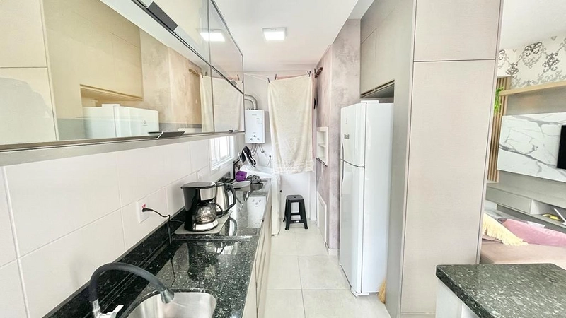 apartamento com dois dormitórios mobiliado e decorado com vaga de garagem: 12ª foto da galeria de imagens do imóvel