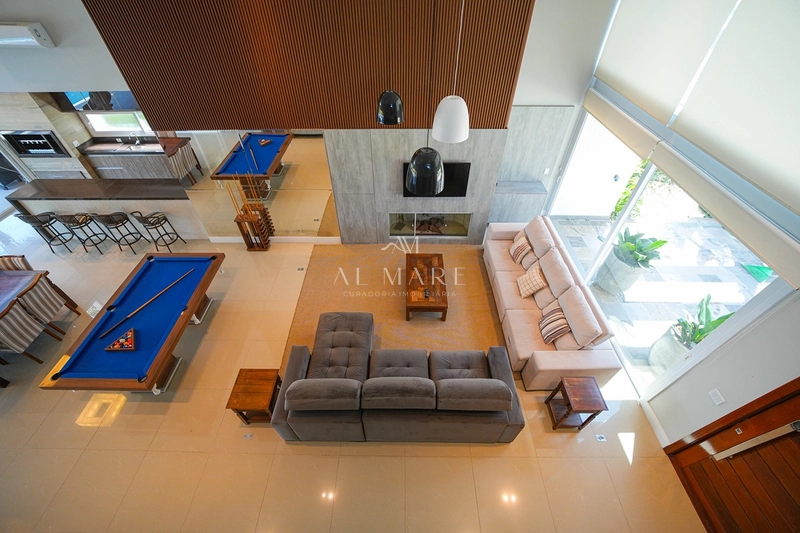 Casa em condomínio beira lago: 2ª foto da galeria de imagens do imóvel