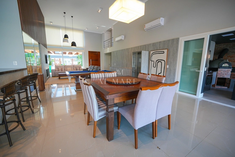 Casa em condomínio beira lago: 46ª foto da galeria de imagens do imóvel