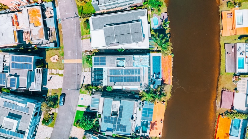 Casa em condomínio beira lago: 12ª foto da galeria de imagens do imóvel