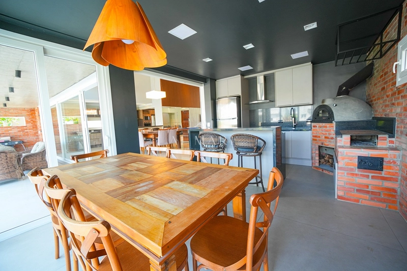 Casa em condomínio beira lago: 24ª foto da galeria de imagens do imóvel