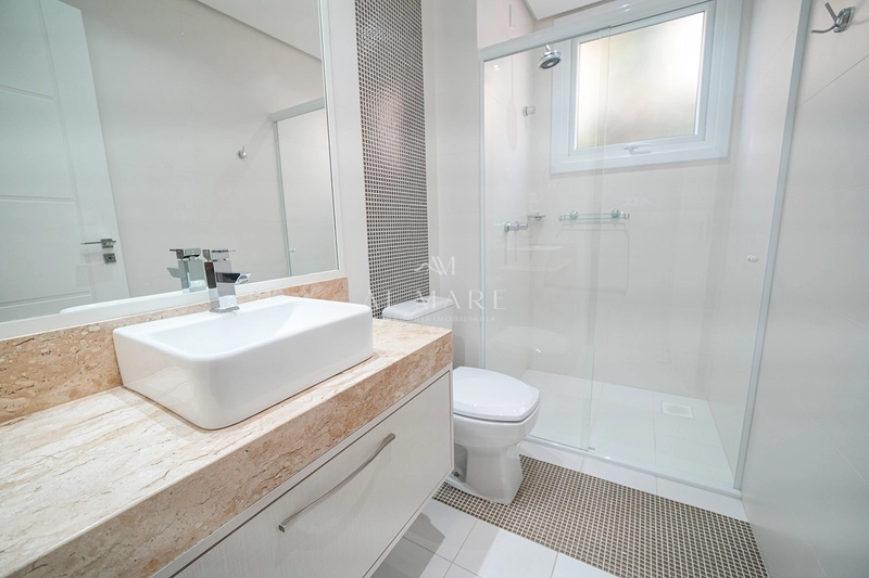 Casa em condomínio beira lago: 29ª foto da galeria de imagens do imóvel