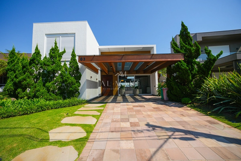 Casa em condomínio beira lago: 33ª foto da galeria de imagens do imóvel