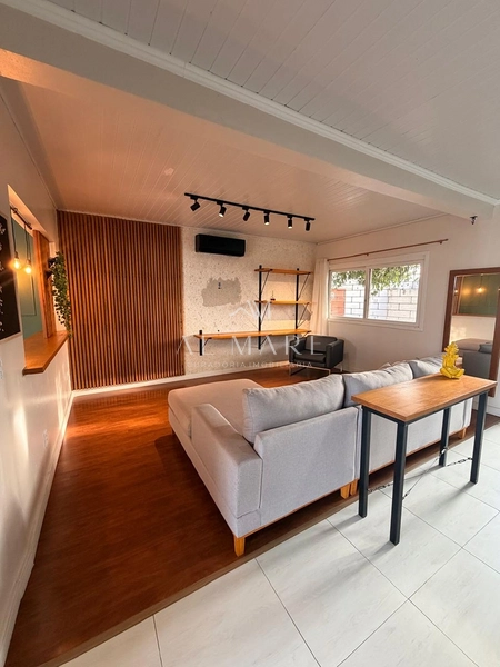 Casa Bairro com cinco dormitórios, mobiliada e com três vagas de garagem: 19ª foto da galeria de imagens do imóvel
