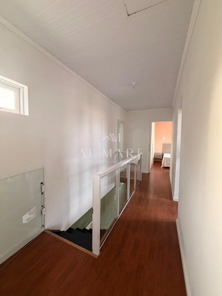 Casa Bairro com cinco dormitórios, mobiliada e com três vagas de garagem: 31ª foto da galeria de imagens do imóvel