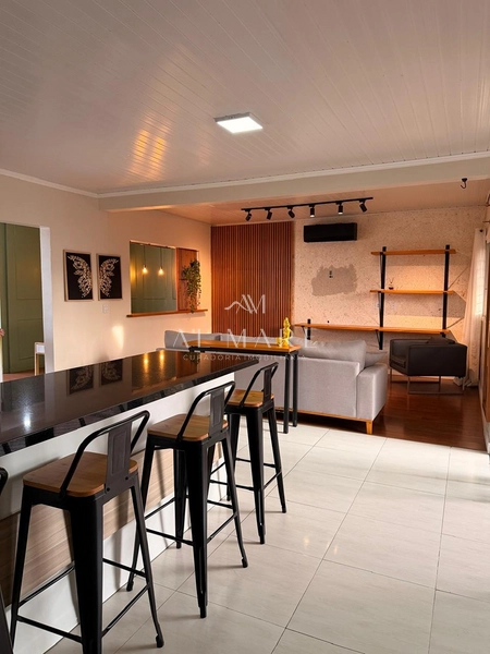 Casa Bairro com cinco dormitórios, mobiliada e com três vagas de garagem: 21ª foto da galeria de imagens do imóvel