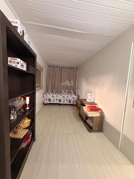Casa Bairro com cinco dormitórios, mobiliada e com três vagas de garagem: 22ª foto da galeria de imagens do imóvel