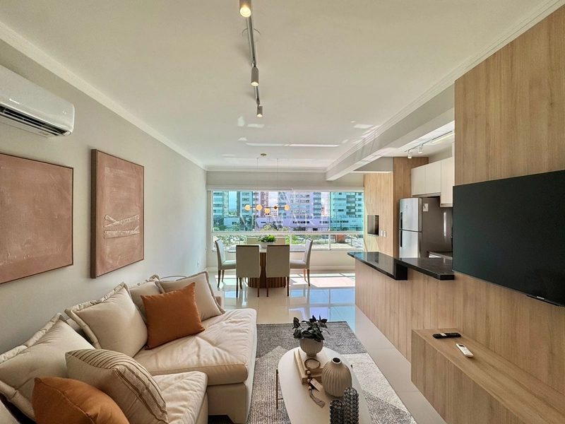 Apartamento de frente para praça: 5ª foto da galeria de imagens do imóvel
