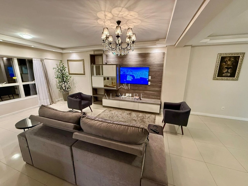 Apartamento gigantesco com três dormitórios e duas vagas de garagem e terraço coberto: 34ª foto da galeria de imagens do imóvel