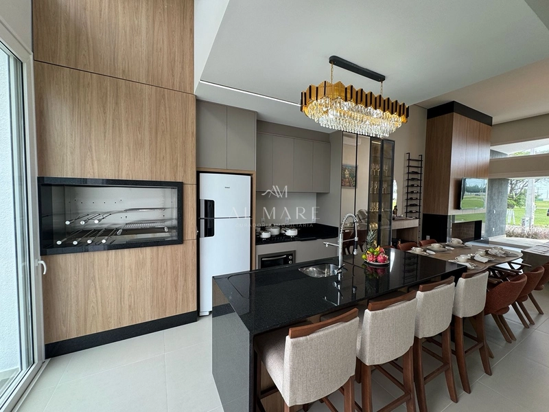 Casa com 4 suites: 25ª foto da galeria de imagens do imóvel