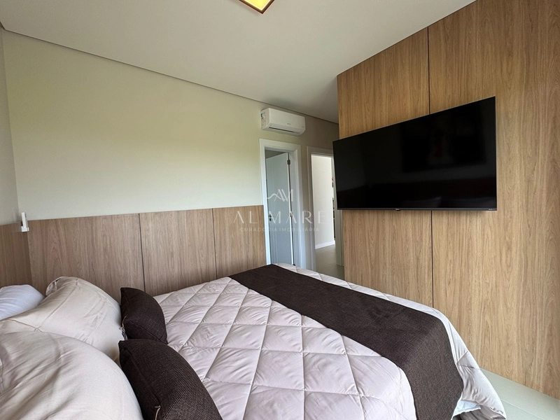 Casa com 4 suites: 23ª foto da galeria de imagens do imóvel