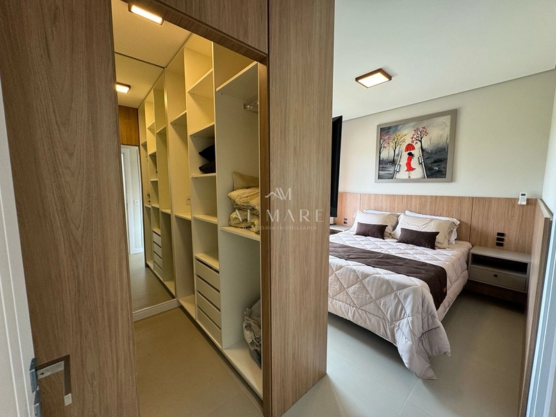 Casa com 4 suites: 14ª foto da galeria de imagens do imóvel