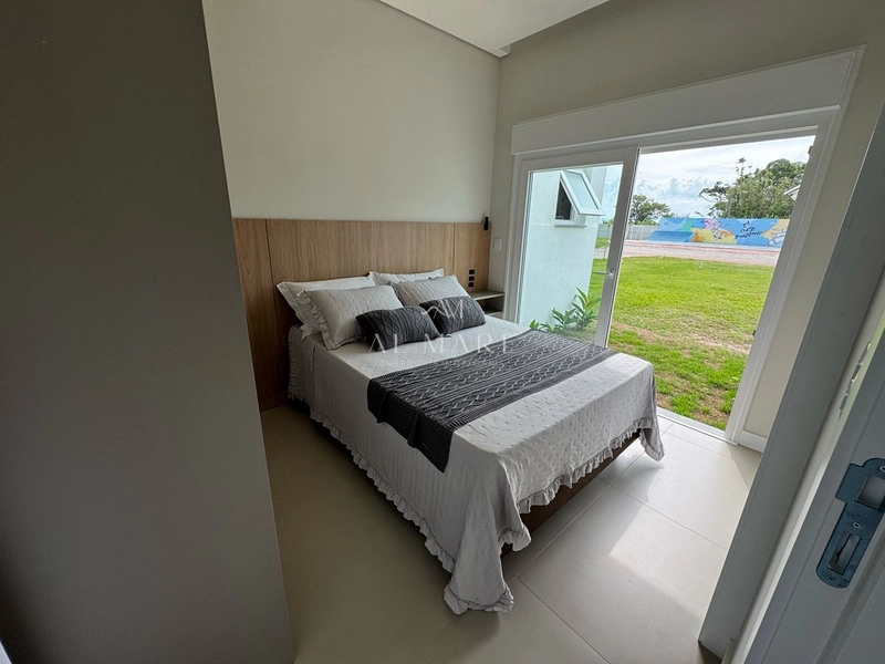 Casa com 4 suites: 26ª foto da galeria de imagens do imóvel