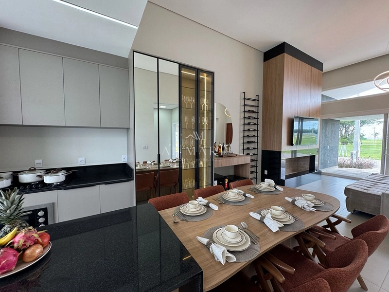 Casa com 4 suites: 22ª foto da galeria de imagens do imóvel