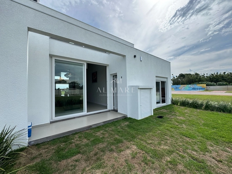 Casa com 4 suites: 9ª foto da galeria de imagens do imóvel