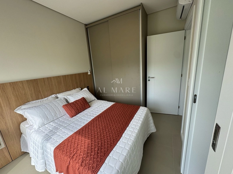 Casa com 4 suites: 12ª foto da galeria de imagens do imóvel