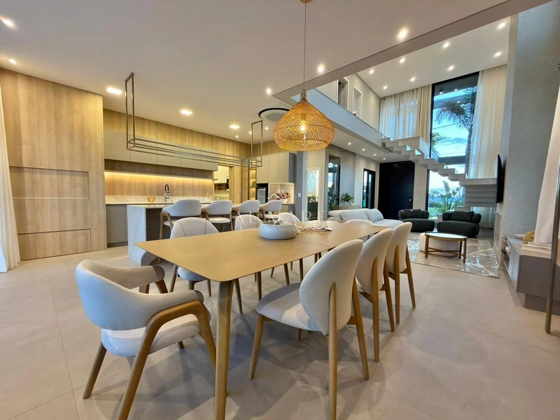 Casa em Condomínio 5 suíte : 2ª foto da galeria de imagens do imóvel