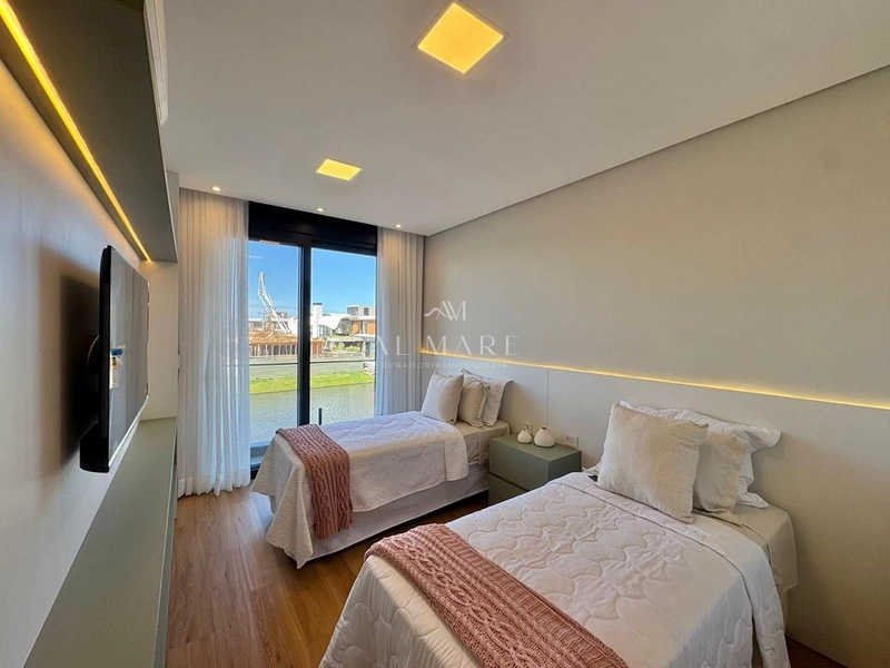 Casa em Condomínio 5 suíte : 35ª foto da galeria de imagens do imóvel