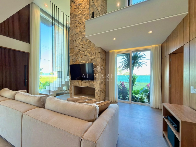 Sobrado frente norte beira lago: 13ª foto da galeria de imagens do imóvel