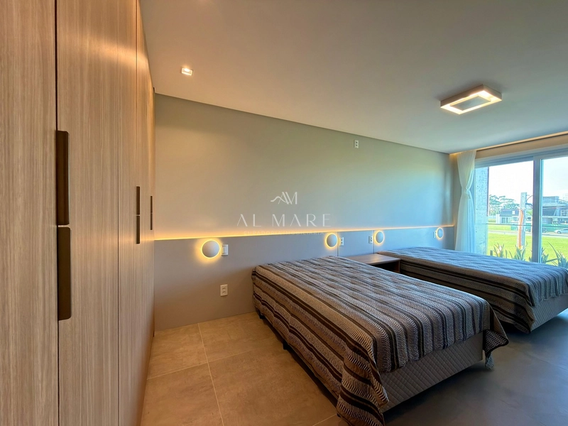 Sobrado frente norte beira lago: 24ª foto da galeria de imagens do imóvel