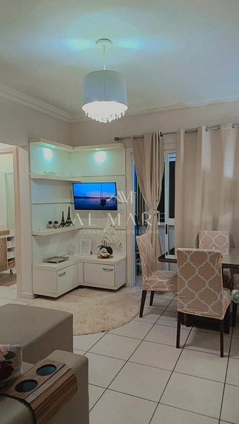 Apartamento a poucos metros do mar: 1ª foto da galeria de imagens do imóvel