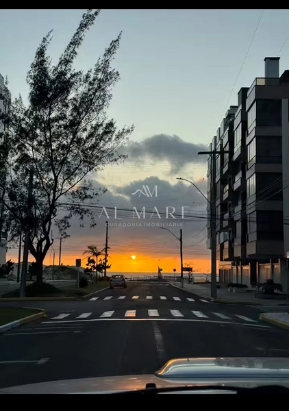 Apartamento a poucos metros do mar: 2ª foto da galeria de imagens do imóvel