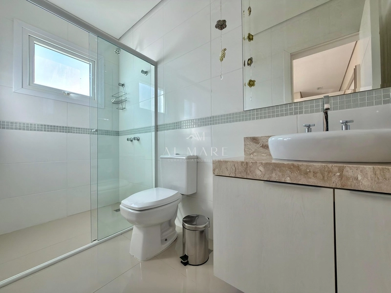 Sobrado frente lago: 8ª foto da galeria de imagens do imóvel