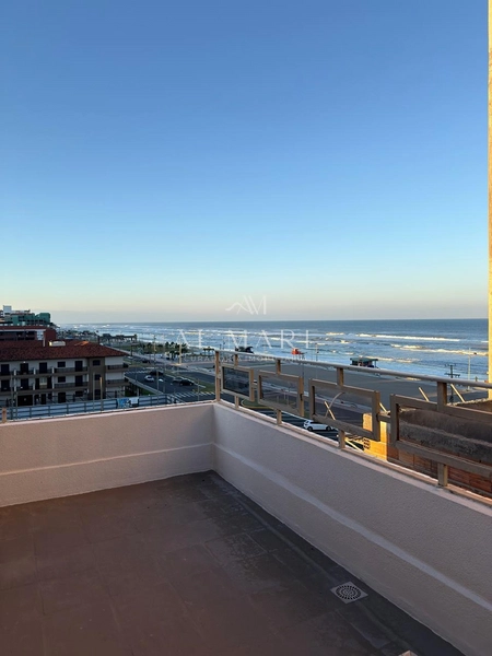 Apartamento cobertura a poucos metros da praia com amplitude e vista eterna : 28ª foto da galeria de imagens do imóvel