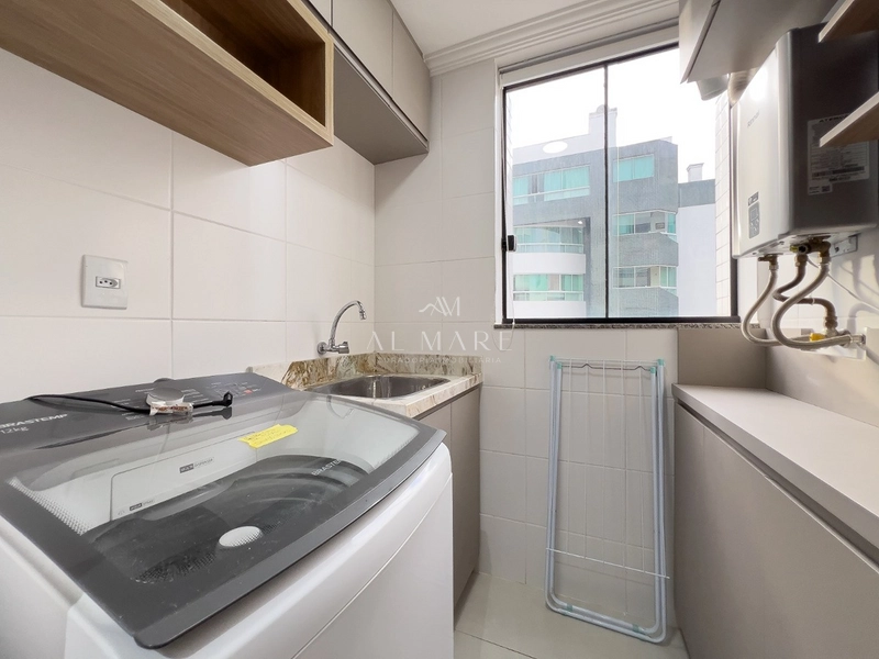 apartamento de três dormitórios e uma suíte, decorado e mobiliado com vaga de garagem: 31ª foto da galeria de imagens do imóvel